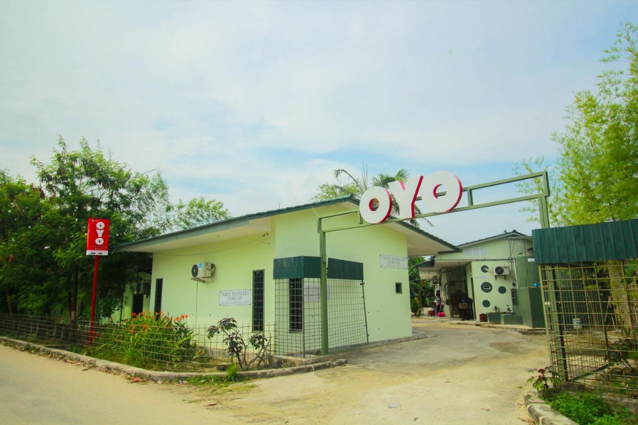 Oyo 1596 Taman Homestay Syariah Думай Екстер'єр фото