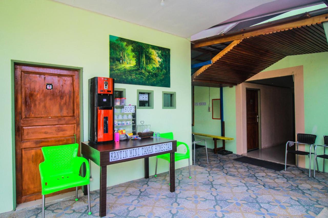 Oyo 1596 Taman Homestay Syariah Думай Екстер'єр фото